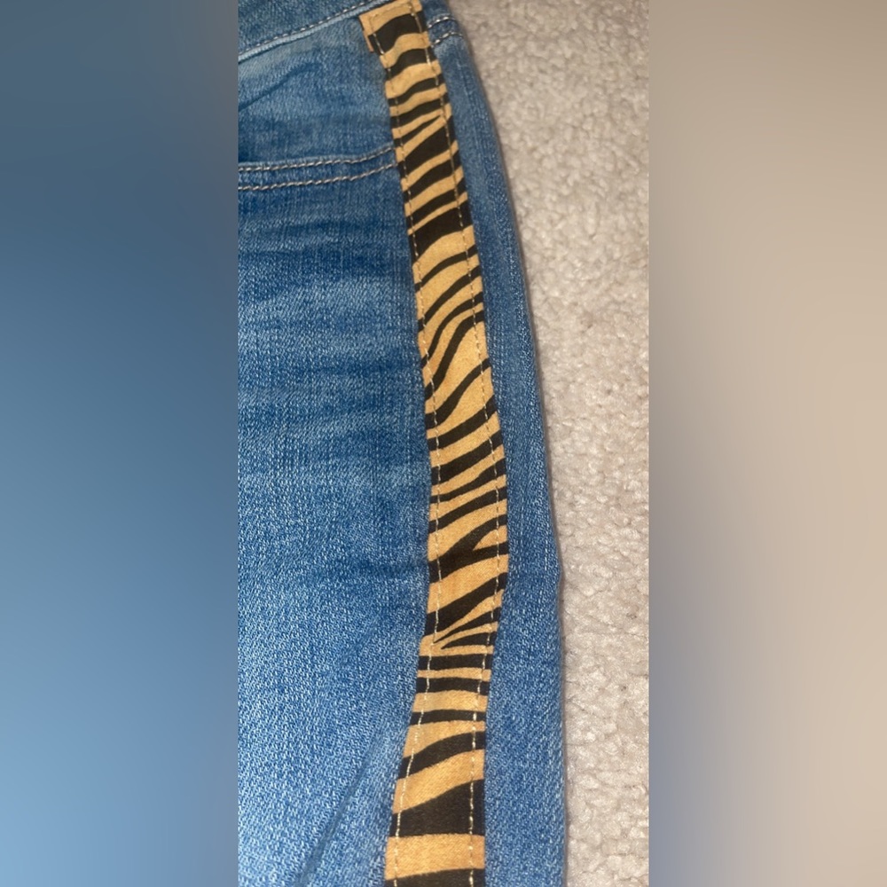 NY&C size 6 women’s jeans, slim straight